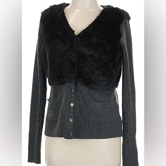Simply Vera Vera Wang Sweaters - Simply Vera Vera Wang Charcoal Faux Fur Sweater